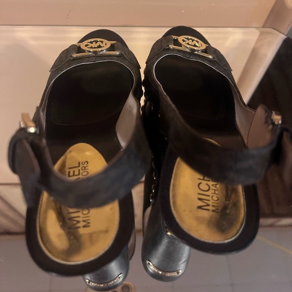 Michael kors heels - Picture 4 of 5